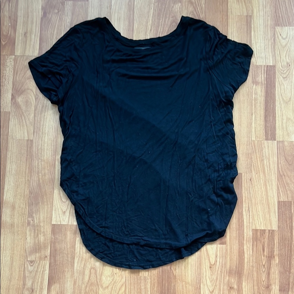 Halogen Black Relaxed Hi-Lo Rounded Hem T-Shirt